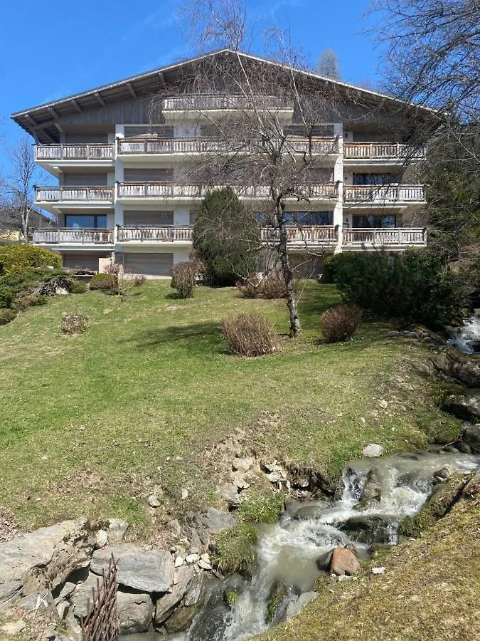CHALET  JEANE  proche centre Megève France